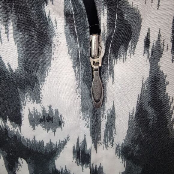 Foxcroft Wrinkle Free Shaped Fit Full zip Blouse 20w - Picture 3 of 6